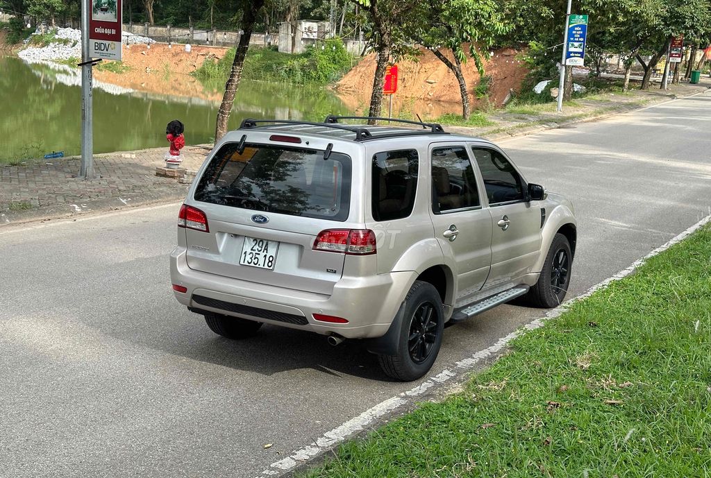 Ford Escape 2011 XLS 2.3 AT 4X2 một chủ từ lúc mới. Mua bán Ô tô tại Huyện Sóc Sơn Hà Nội được đăng bởi Xuân Khánh ô tô hình 4