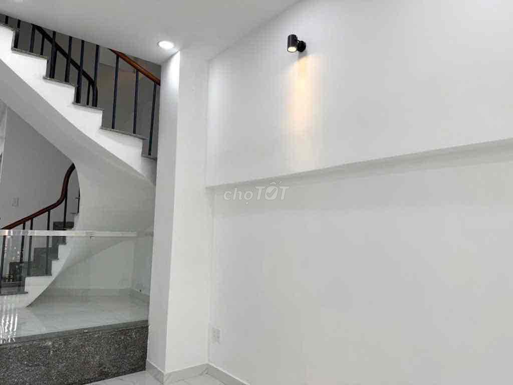 Bán Nhà HXH Lê Đức Thọ, Gò Vấp, dt 64m2, 3T, giá chỉ 5ty8 thương lượng. Mua bán Nhà ở tại Quận Gò Vấp Tp Hồ Chí Minh được đăng bởi Lê Bảo hình 4