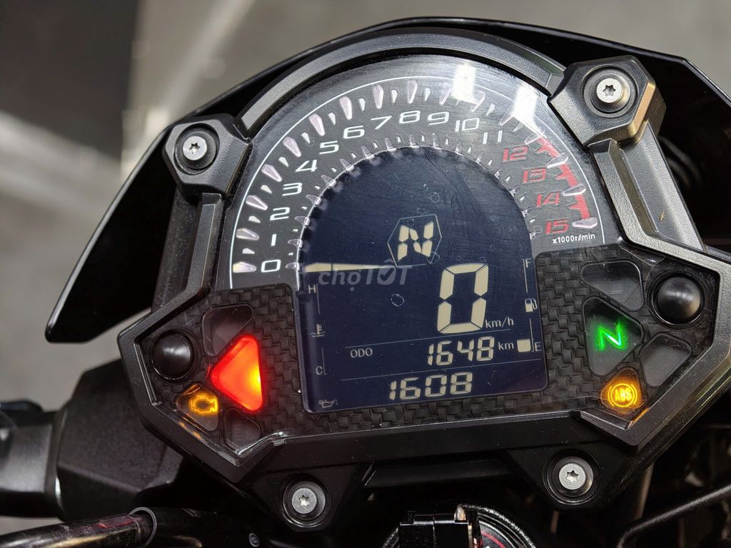 Z400 ABS CHẠY LƯỚT CHỈ 1600KM. Mua bán Xe máy tại Quận Tây Hồ Hà Nội được đăng bởi Tu Phamanh hình 3