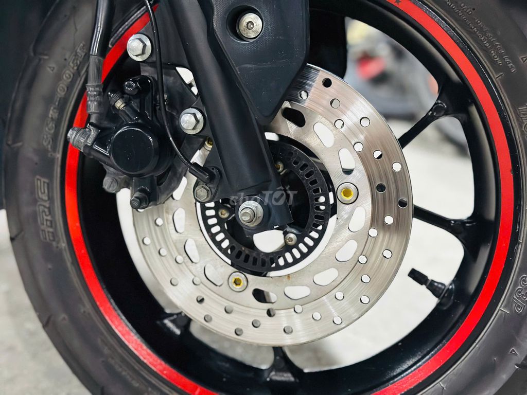 XE MÁYTHANH TÙNG_NVX 125 ĐEN NHÁM XE ĐẸP MÁY ZIN. Mua bán Xe máy tại Quận Nam Từ Liêm Hà Nội được đăng bởi THANH TÙNG hình 3