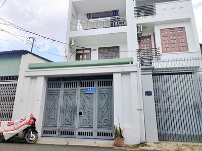 KTX NAM đầy đủ nội thất Ngay trường Bưu chính viễn thông và GTVT