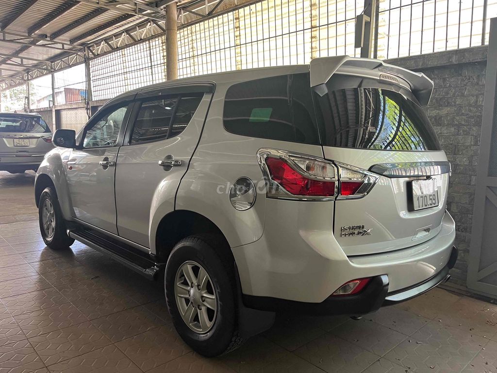 Isuzu Mu X 2017 2.5 MT - 60000 km. Mua bán Ô tô tại Thị xã Tân Uyên Bình Dương được đăng bởi Hoa hình 3