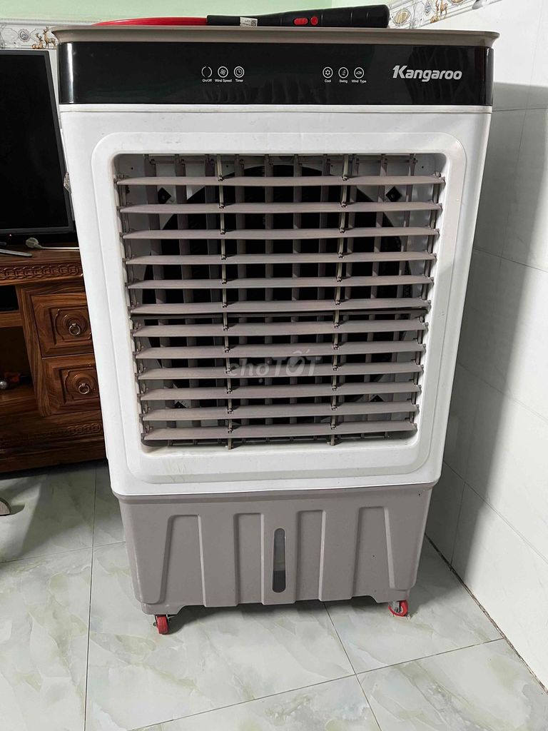 Quạt hơi nước Kangaroo Trắng Xám Đã sử dụng. Mua bán Quạt tại Huyện Củ Chi Tp Hồ Chí Minh được đăng bởi A Sang hình 1