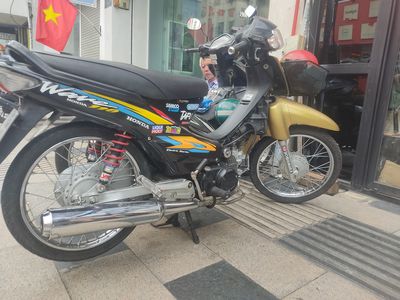 Cần tiền đóng học cho con gái nên bán nhanh. Mua bán Xe máy tại Quận 1 Tp Hồ Chí Minh được đăng bởi A Tiền