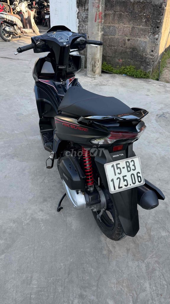 Honda Air Blade 2018, 10-летие, черный глянцевый