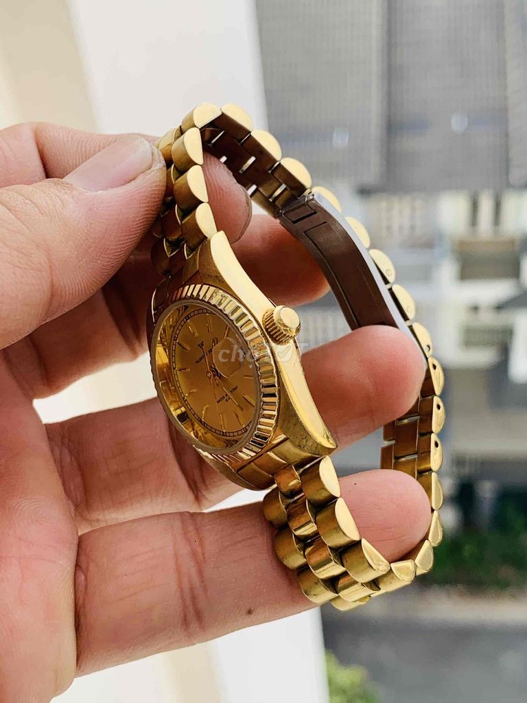 đồng hồ nữ Valentino like new mạ vàng đẹp