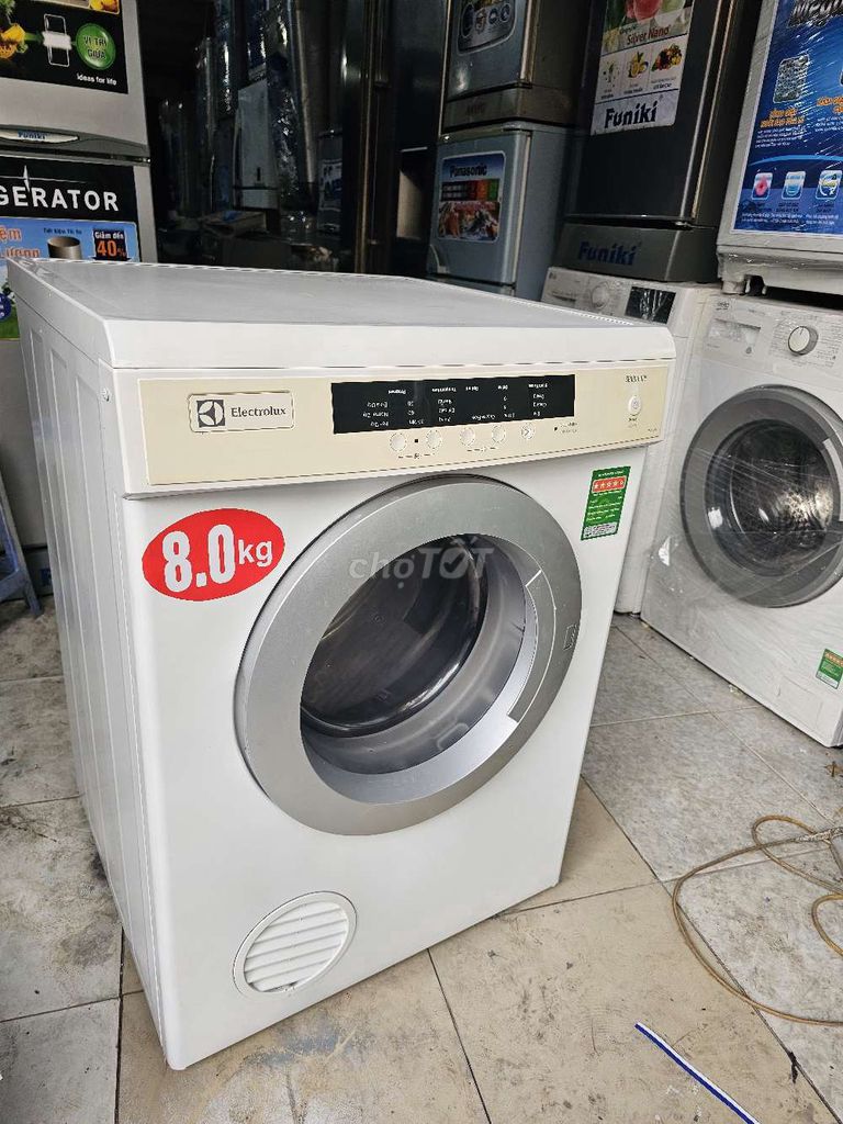 Máy sấy ELectrolux 8kg, còn mới 90%