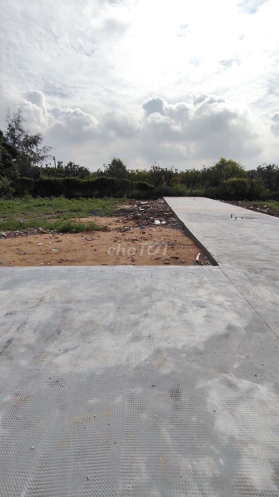Chỉ 300triệu nhận ngay nền thổ cư tại Hương lộ 7 gần cầu Bạch Đằng 2