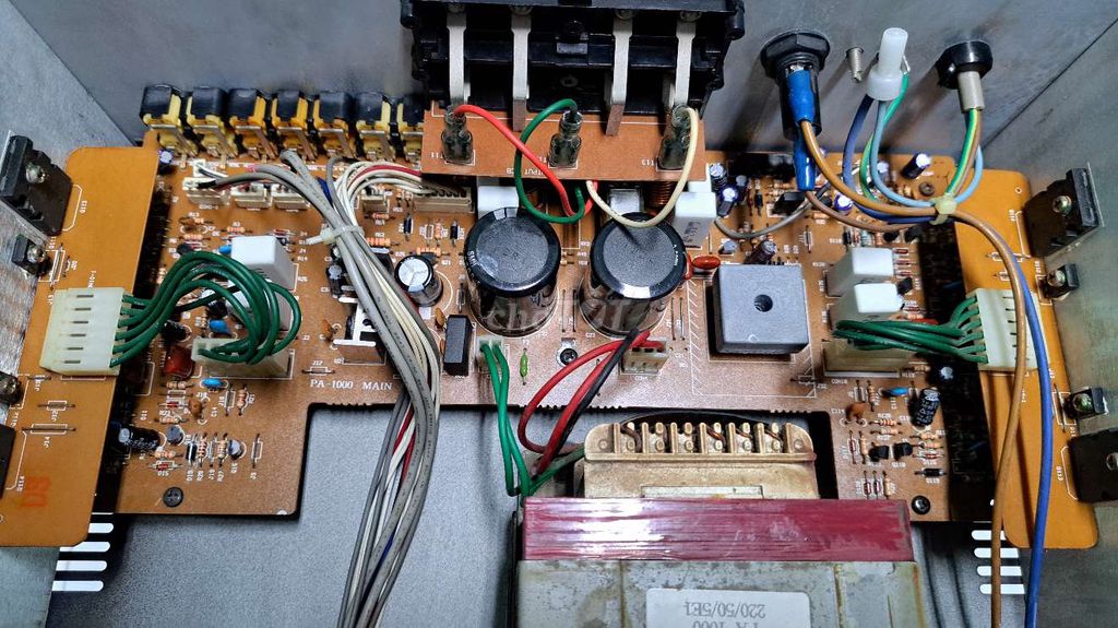Amly BOSTON PA-1000 Bãi xịn. Mua bán Tivi, Âm thanh tại Quận Bình Tân Tp Hồ Chí Minh được đăng bởi PH Computer Music hình 4