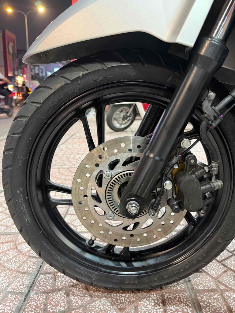 Honda SH150i ABS 2018 Серый 10 000 км