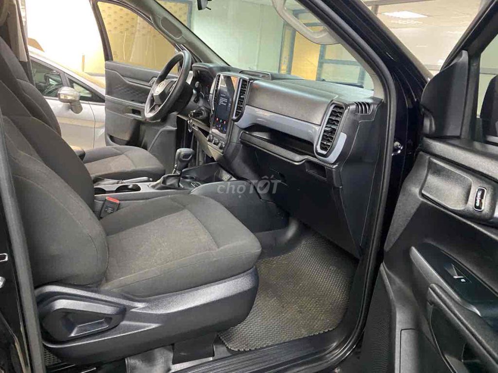 Ford Ranger XLS 2024 4x2 AT 2024 giá đẹp 💎💎. Mua bán Ô tô tại Quận 3 Tp Hồ Chí Minh được đăng bởi Phan Nguyễn Quốc hình 9