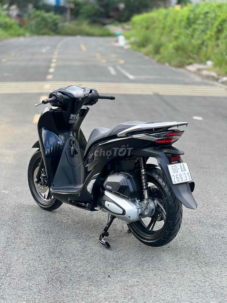 Shvn 160Cbs Đen Sporty Cuối 2023 Uỷ Quyền Có Góp🎉🎉. Mua bán Xe máy tại Thành phố Biên Hòa Đồng Nai được đăng bởi Xe Máy Phát Đồng hình 4