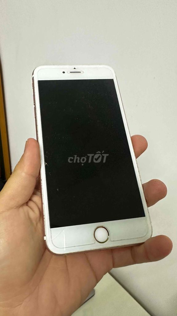 Apple iPhone 6s Plus Vàng hồng. Mua bán Điện thoại tại Quận Ninh Kiều Cần Thơ được đăng bởi La Trí Tiên hình 1