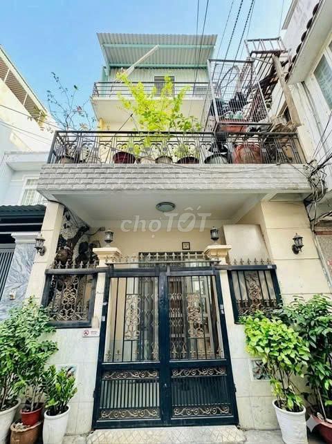 TT QUẬN 3, NHÀ BTCT 3 TẦNG, NGANG 5M, GẦN TÔ HIẾN THÀNH, SÁT Q.10, SHR
