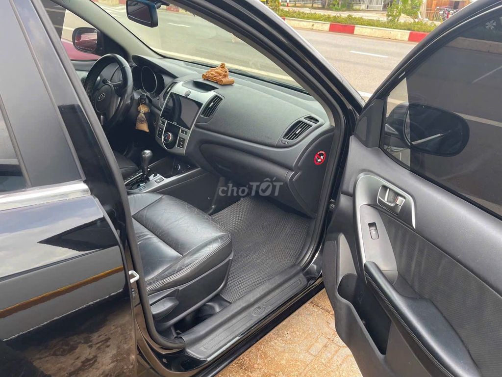 Kia Forte 2009 SLi 1.6 AT - 18000 km. Mua bán Ô tô tại Huyện Chư Păh Gia Lai được đăng bởi Hai Nguyen Manh hình 4