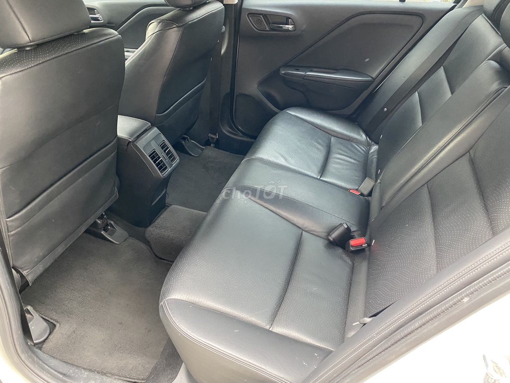 City Top 2019 số tự động, màu trắng. Mua bán Ô tô tại Quận Gò Vấp Tp Hồ Chí Minh được đăng bởi Xuân Trường hình 6