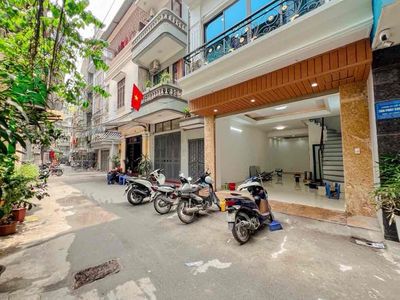Phân lô QĐ Hoàng Văn Thái, Thang máy, 55m2 x 5 tầng, ô tô tải, gara. Mua bán nhà ở tại Quận Thanh Xuân Hà Nội được đăng bởi Lê Sâm