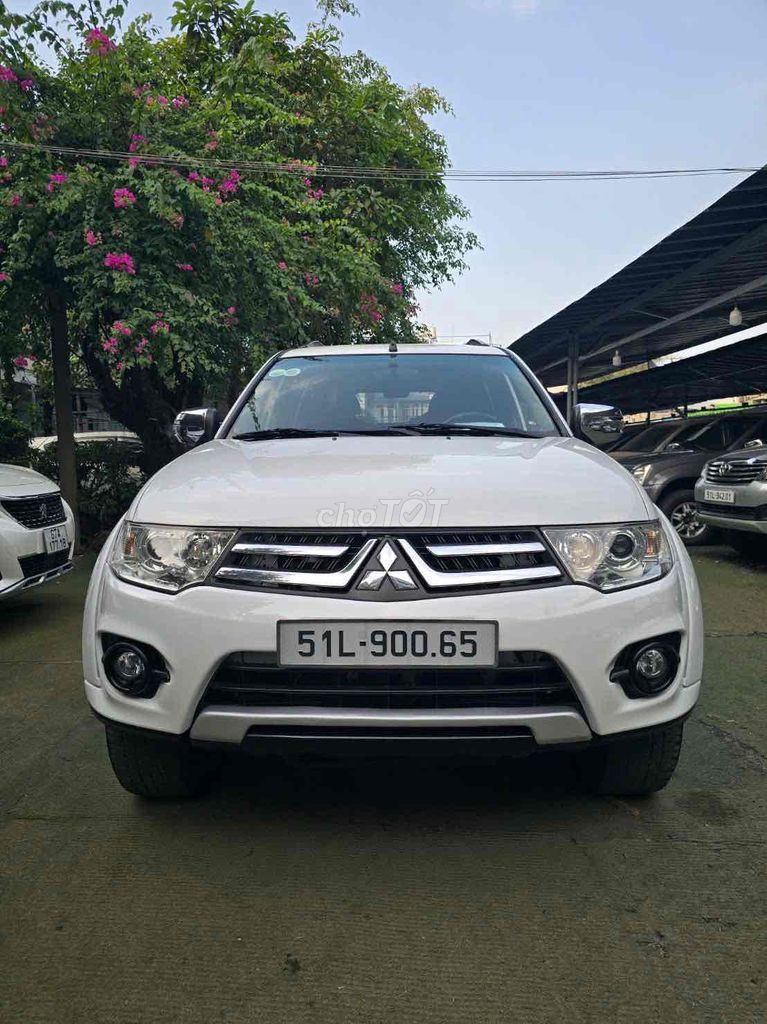 Pajero Sport sản xuất 2014 máy xăng 2 cầu. Mua bán Ô tô tại Quận Tân Bình Tp Hồ Chí Minh được đăng bởi Cương hình 1