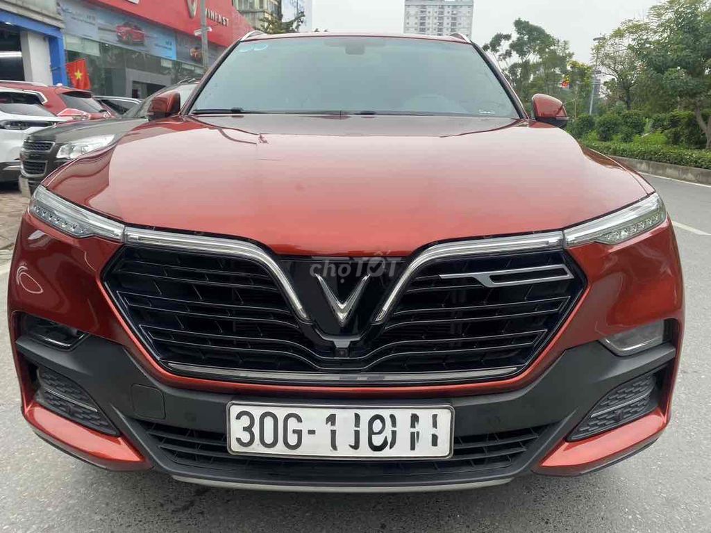 Vinfast Lux SA2.0 Премиум 2019 Красный Оранжевый