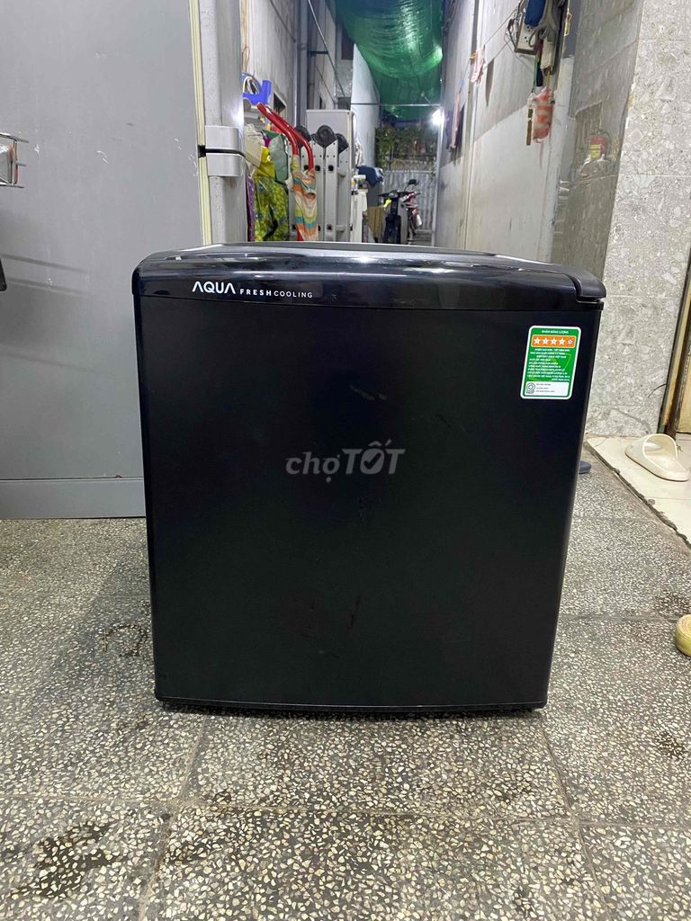 Tủ lạnh Aqua AQR-D59FA(BS) 50L zin bh 6 tháng. Mua bán Tủ lạnh tại Quận 7 Tp Hồ Chí Minh được đăng bởi Cương hình 1