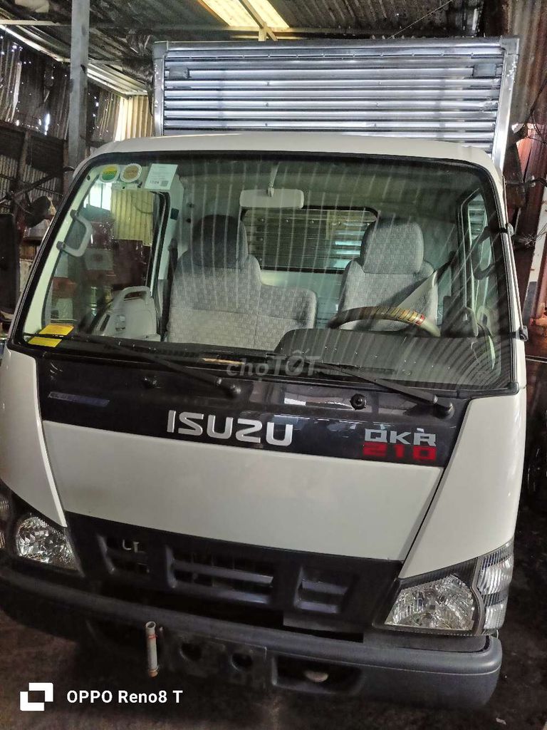 Cần bán Isuzu 2021 ích chạy