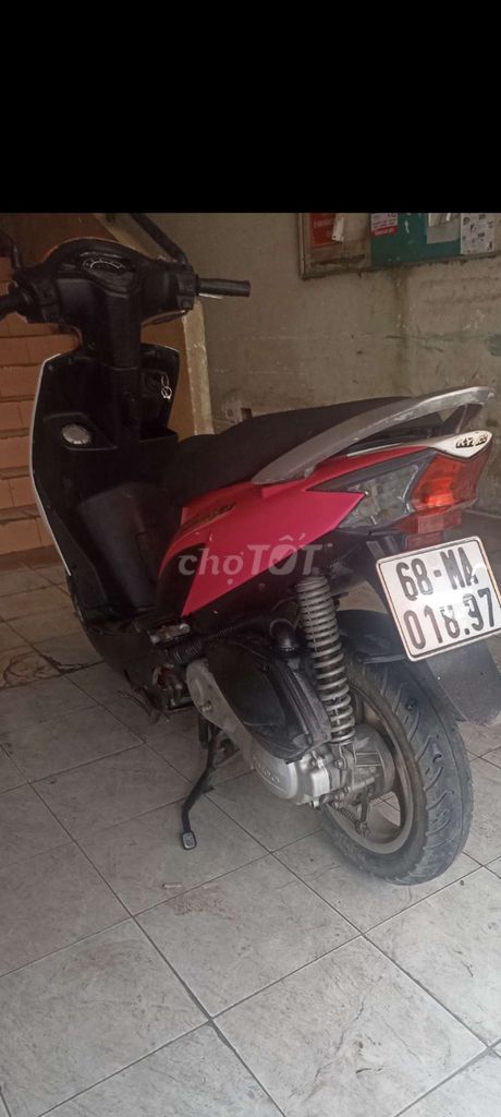 Kymco candy hi 50 zin đẹp còn tin là còn xe. Mua bán Xe máy tại Quận 10 Tp Hồ Chí Minh được đăng bởi văn phúc  hình 6