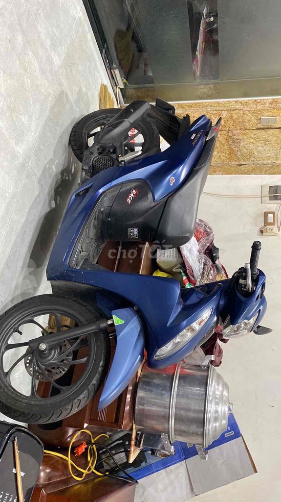 Honda Vision, синий, скутер