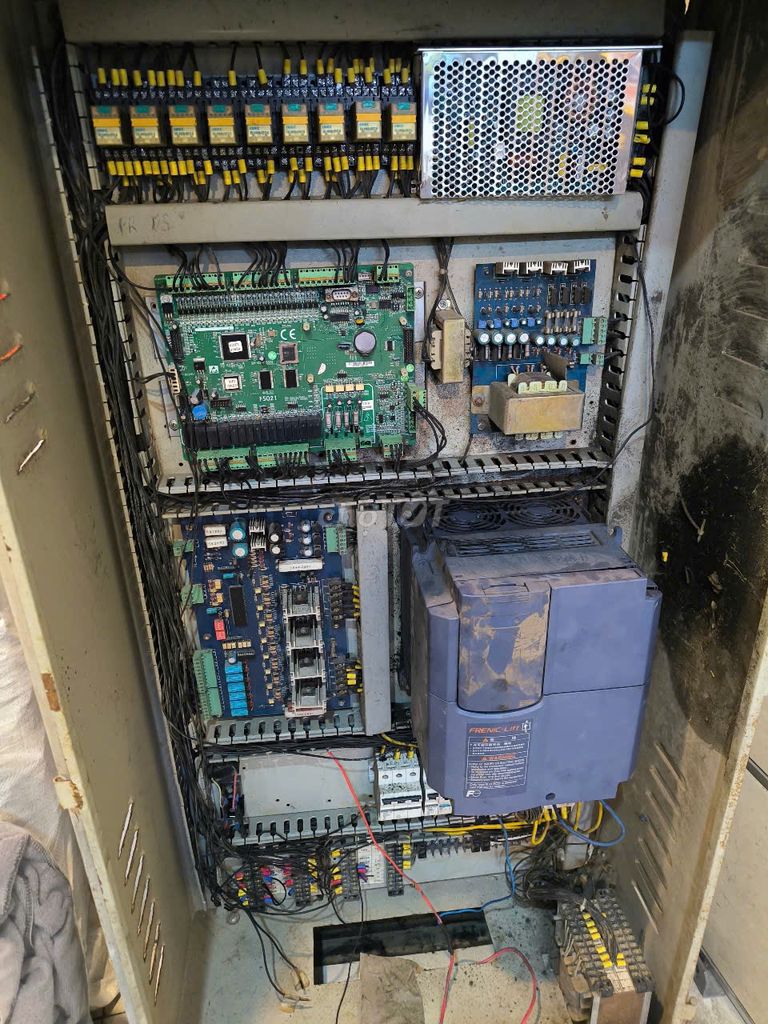 Tủ thang máy Cũ Step F5021
