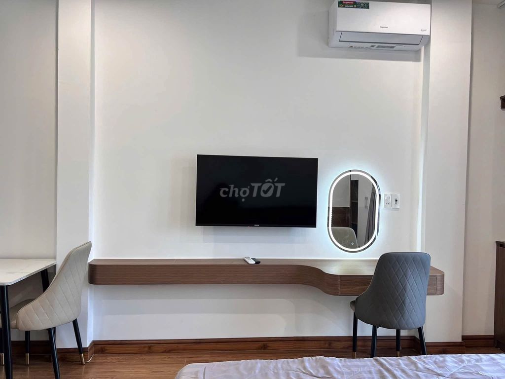 Airy furnished studio with balcony on Phan Huy Thực — photo 5