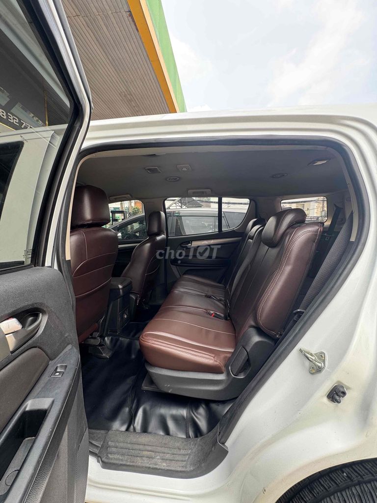 Chevrolet Colorado 2018 2.5L 4x2 MT LT. Mua bán Ô tô tại Thành phố Thủ Đức Tp Hồ Chí Minh được đăng bởi Phạm Khôi hình 7