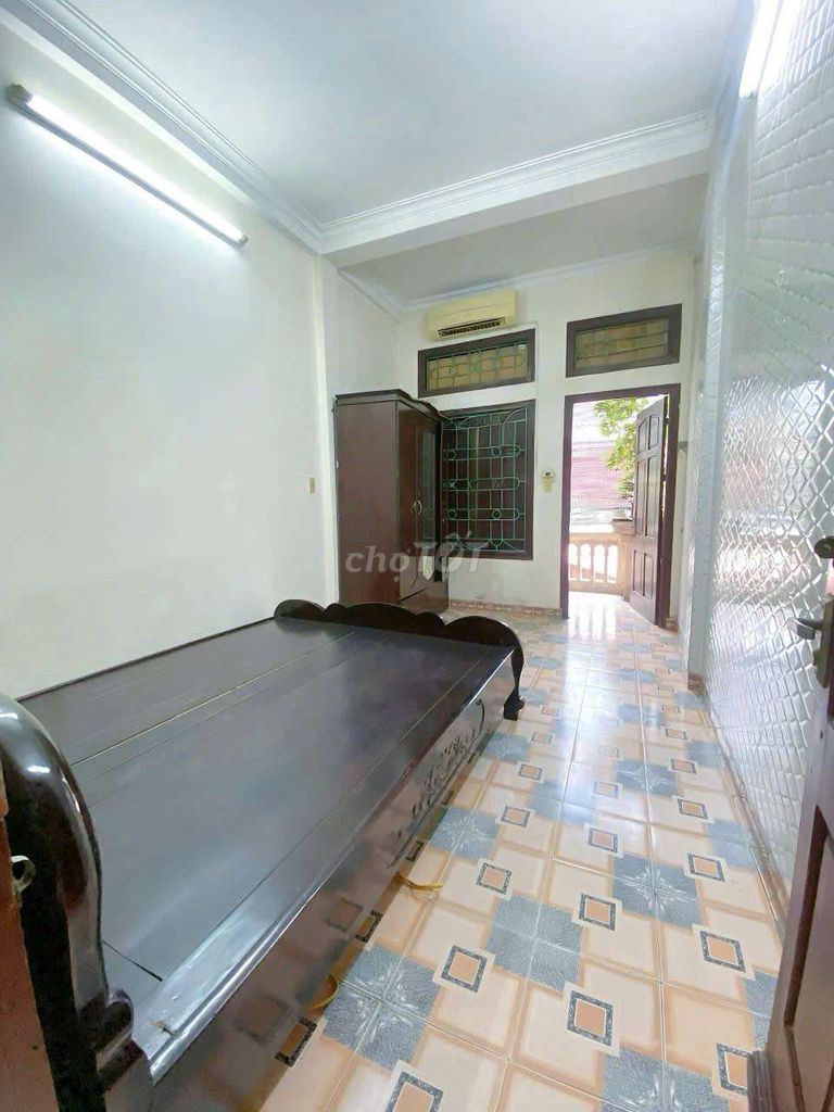 CHO THUÊ PHÒNG 2.9TR GẦN KINH TẾ QUỐC DÂN, XÂY DỰNG, BÁCH KHOA