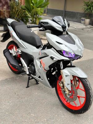xe winer v3 đk 2023 abs mới 99%