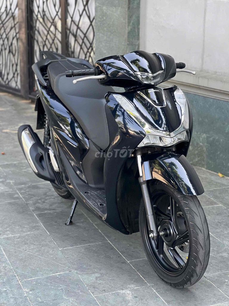 SH 150i ABS 2021 ĐEN ( GÓP BAO NỢ XẤU ). Mua bán Xe máy tại Thành phố Thủ Đức Tp Hồ Chí Minh được đăng bởi Vũ Vũ hình 1