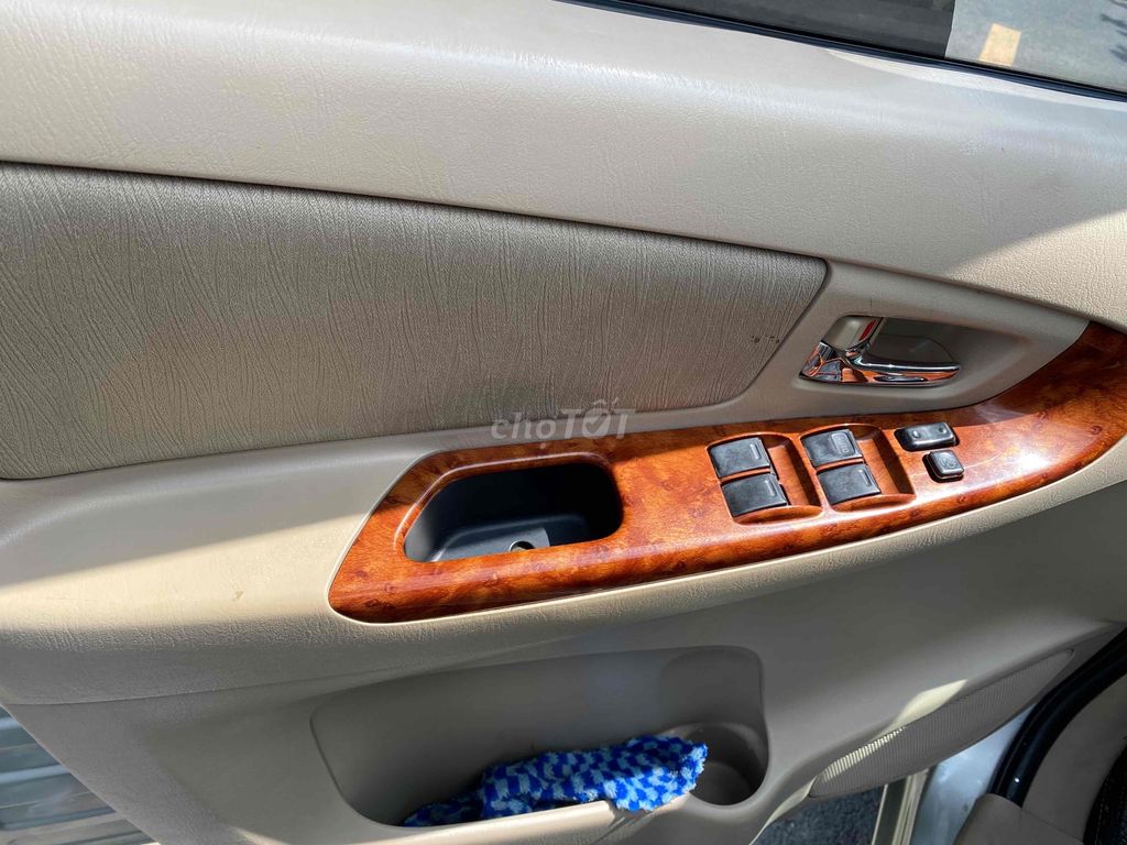 Toyota Innova 2007 G - 170.000 km  