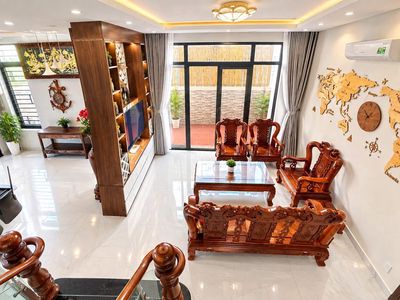 Аренда · 5 комн. · 176 м² · Thành phố Thủ Đức, ул. Song Hành