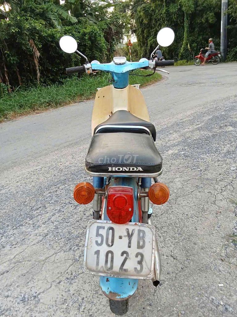 Honda Cúp 50cc .Máy Êm Ru .Học Sinh Đi Ko Bằng Lái. Mua bán Xe máy tại Huyện Hóc Môn Tp Hồ Chí Minh được đăng bởi Tuân Nguyên hình 5