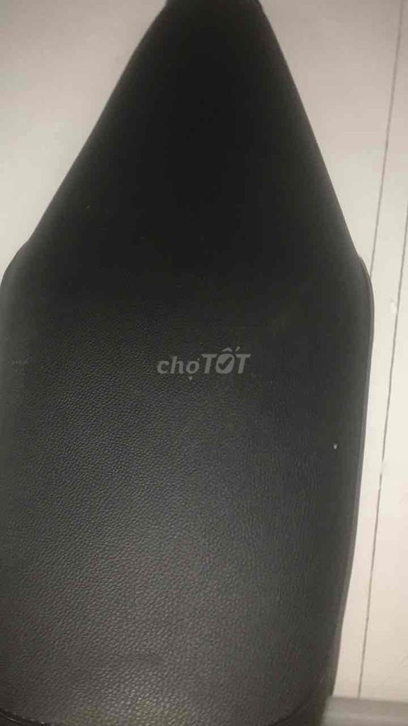 dên future zin , cặp phiộc sau zin. Mua bán Phụ tùng xe tại Quận 6 Tp Hồ Chí Minh được đăng bởi k hình 5