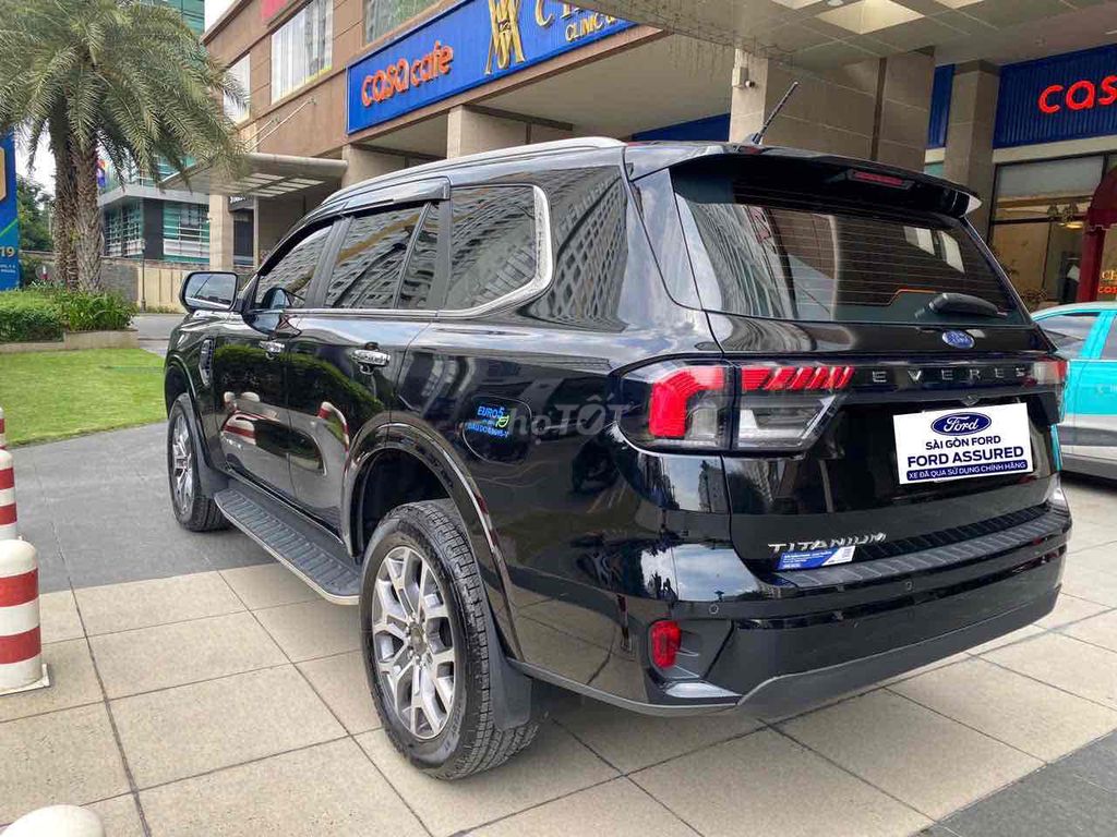 Ford Everest 2023 Titanium 2.0L 4x2 AT - 4500 km. Mua bán Ô tô tại Quận Tân Bình Tp Hồ Chí Minh được đăng bởi Sài Gòn Ford hình 5