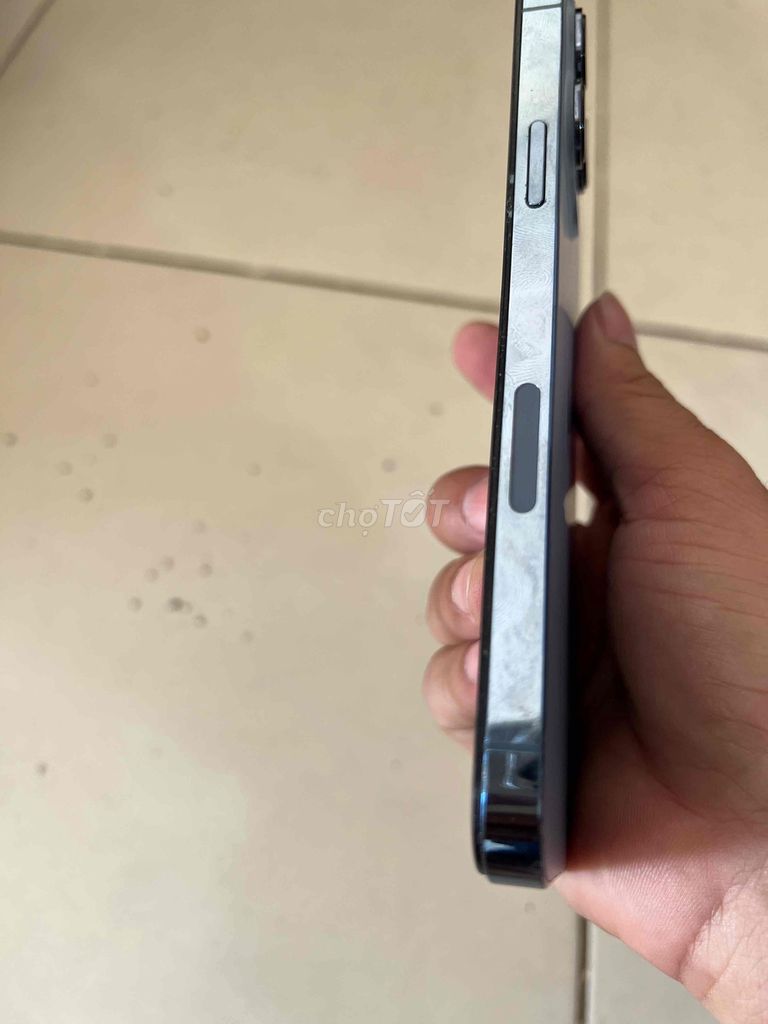 Apple iPhone 13 Pro Max Xám. Mua bán Điện thoại tại Thành phố Thủ Đức Tp Hồ Chí Minh được đăng bởi khang nguyễn hình 1