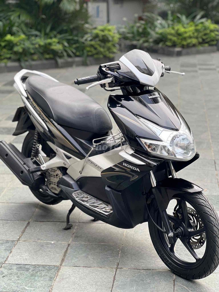 Honda Airblade 110 dky 2014 mới 98%. Mua bán Xe máy tại Quận Bắc Từ Liêm Hà Nội được đăng bởi Linh hình 3