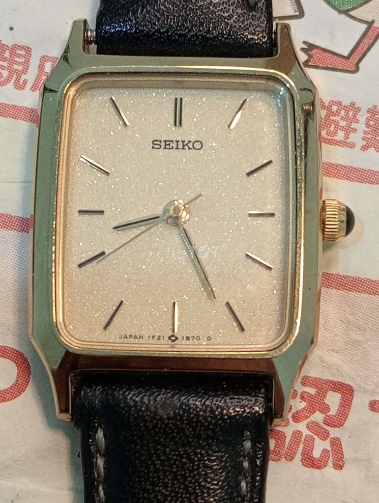 Đồng hồ Seiko Tank Quartz Nữ Vàng. Mua bán Đồng hồ tại Thành phố Bà Rịa Bà Rịa - Vũng Tàu được đăng bởi Năm phong hình 1