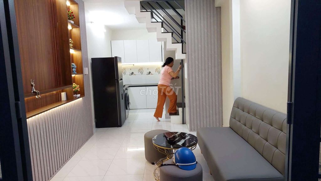 [Nhà bè] cho thuê nhà mới full nội thất.