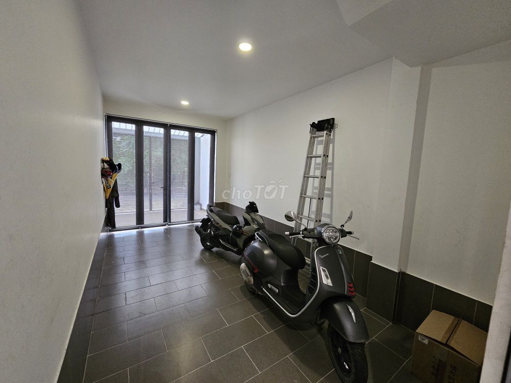 Аренда · 4 комн. · 90 м² · Thành phố Thủ Đức, ул. Phước Long B