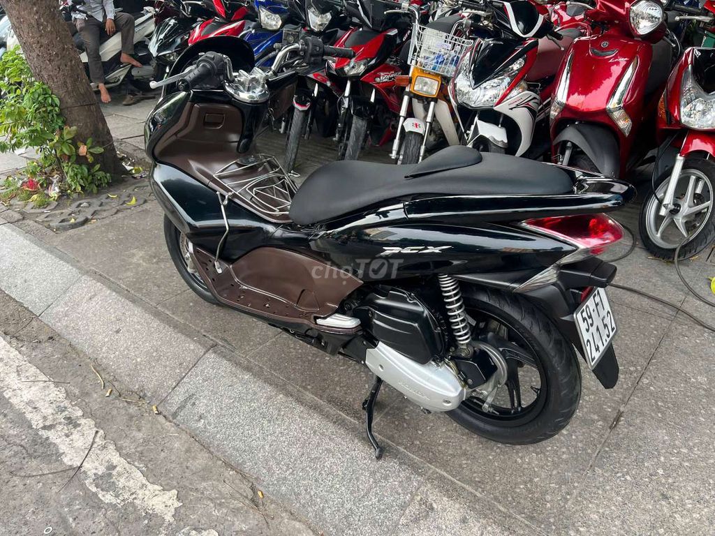 Honda PCX 125 2012 mới 90% Bstp chính chủ. Mua bán Xe máy tại Quận Tân Phú Tp Hồ Chí Minh được đăng bởi Tuanduy hình 4