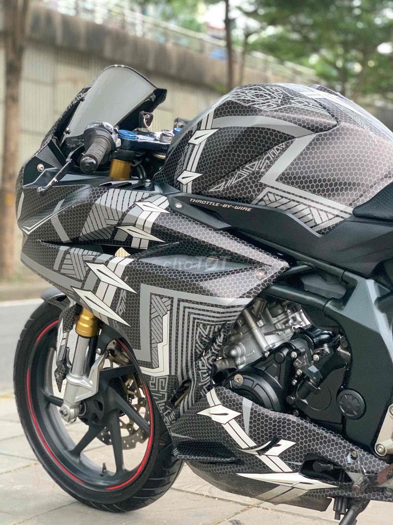 Honda CBR 250RR Nguyên bản, mới leng keng pkl moto. Mua bán Xe máy tại Quận Cầu Giấy Hà Nội được đăng bởi Tong motor xe may hình 7