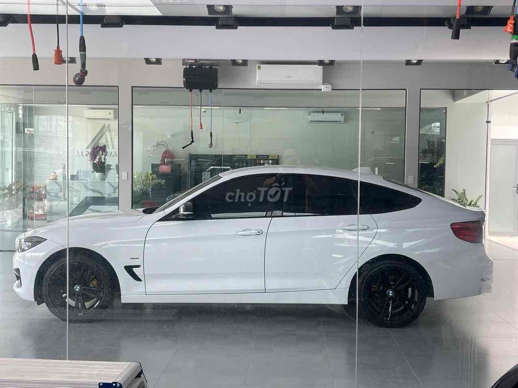 BMW 3 Series 2016 320i GT - 82000 km. Mua bán Ô tô tại Thành phố Thủ Đức Tp Hồ Chí Minh được đăng bởi ĐỖ VĂN CƯỜNG hình 4