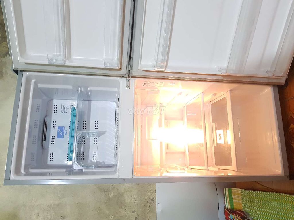 0984961007 - Tủ lạnh hitachi như mới k 1 vết xước