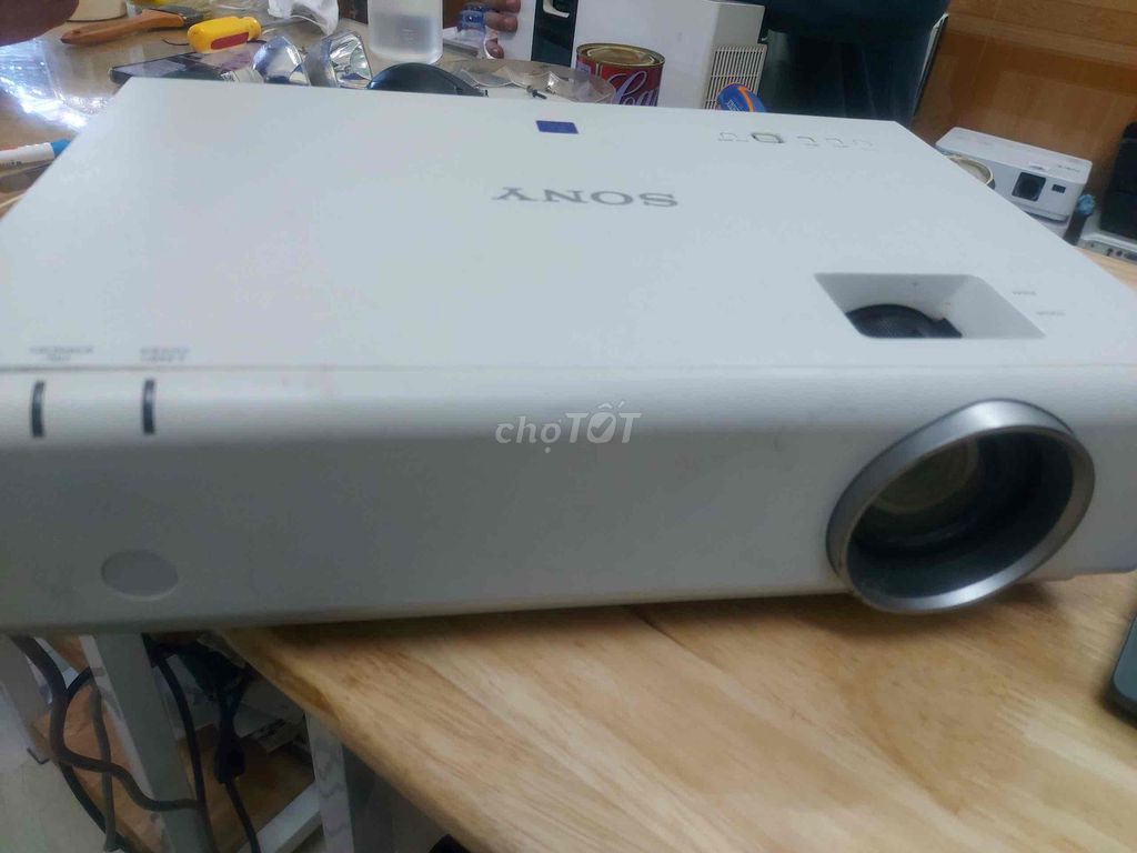Máy chiếu Sony VPL-EX230 Trắng XGA. Mua bán Đồ dùng văn phòng tại Thành phố Vũng Tàu Bà Rịa - Vũng Tàu được đăng bởi Đồ Điện Tử Gia Đình Vũng Tàu hình 1