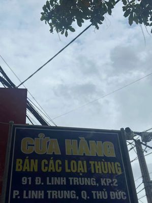 Cửa hàng thùng nhựa logo