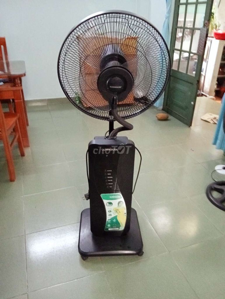Quạt phun sương Sunhouse Đen đã sử dụng. Mua bán Quạt tại Thành phố Thủ Đức Tp Hồ Chí Minh được đăng bởi truong hoang hình 1